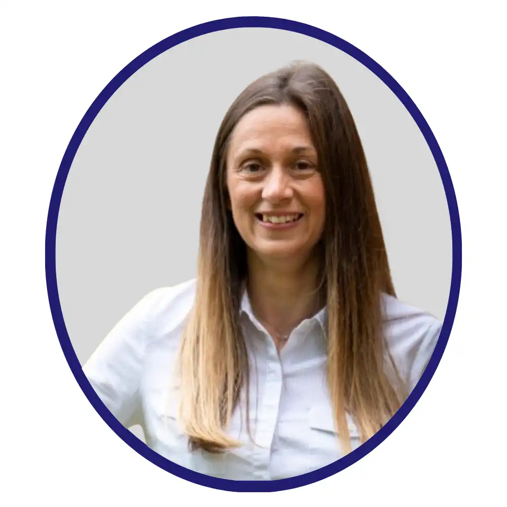 Elizabeth Barton, Associate Director of Bioanalysis and Biotransformation Metabolism at Pharmaron, professional headshot with navy oval frame
